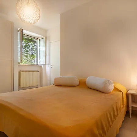 Sotto La Quercia - Welchome